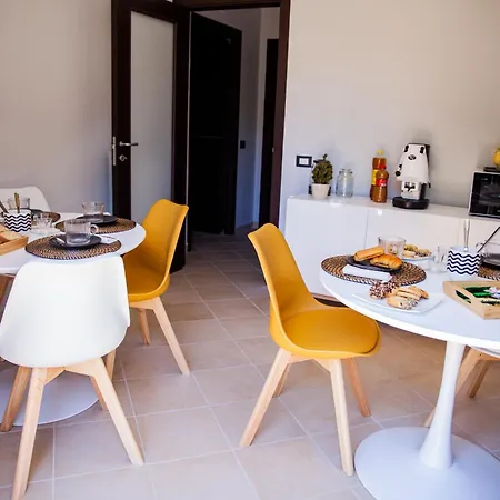 Le Colonne Bed & Breakfast 3*