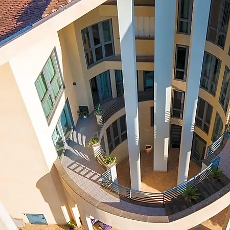 Le Colonne Bed and Breakfast